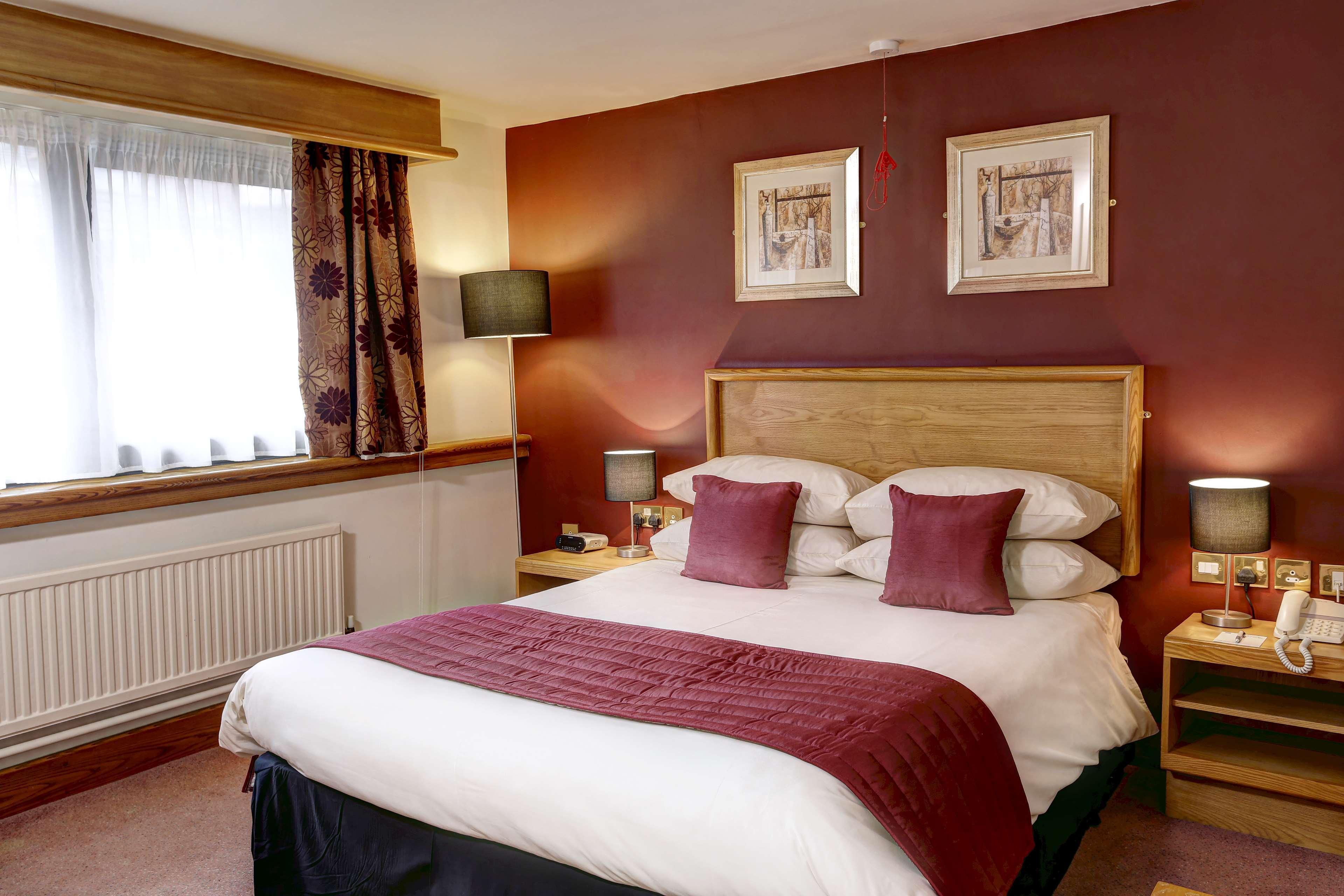Best Western Frodsham Forest Hills Hotel מראה חיצוני תמונה